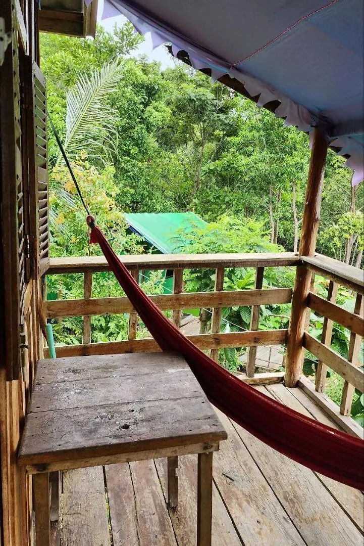 Kohrong Sea Views Bungalows